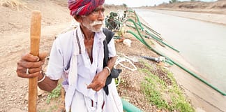 Irrigation in drought-hit Gujarat. Photo: Hamish John Appleby / IWMI