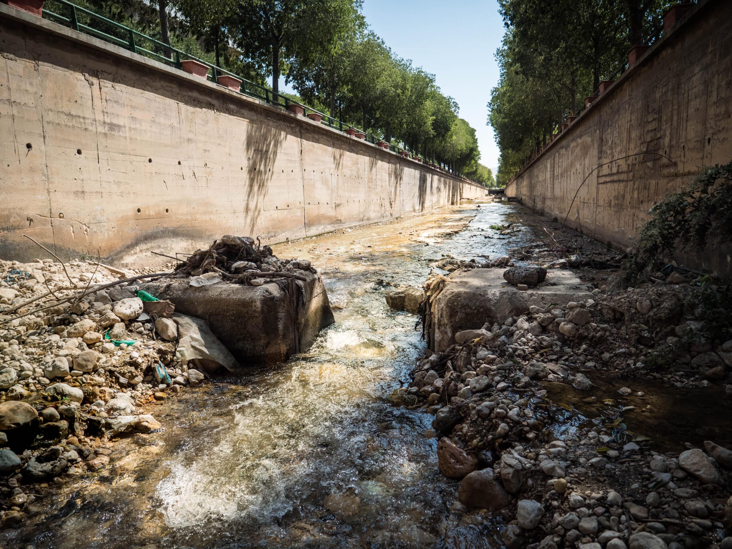 Irrigation intake conveying water from the Berdaouni River, Lebanon. Jano Hatem / IWMI.