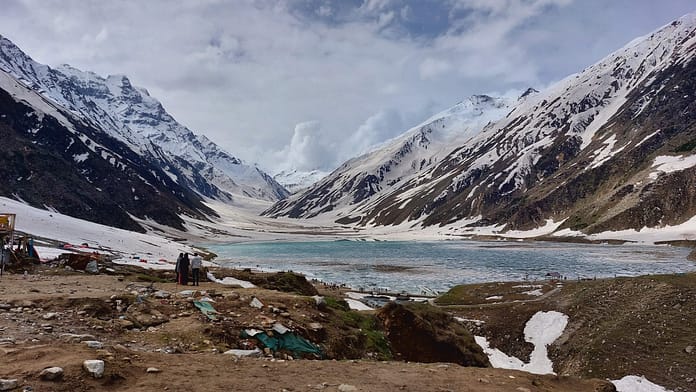 Lake Saiful Muluk and the Naran Valley, shaped by glacial melt and shifting weather patterns, are a reminder of climate change’s impact on Pakistan’s northern landscapes. Photo: Amjad Jamal/IWMI