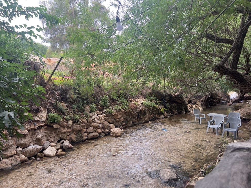 Due to its proximity to the capital, Amman, Wadi Al-Seer is a sought-after spot during the summer to cool down. Photo: Stephen Fragaszy / IWMI