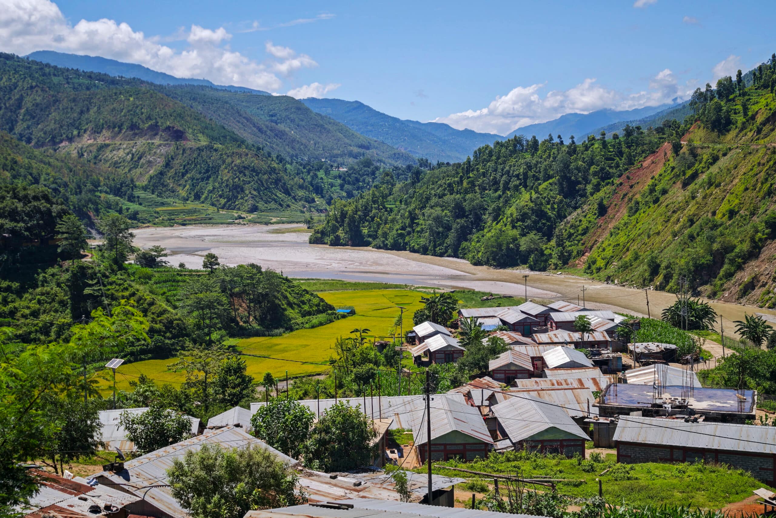 Bisdeutar village is situated about 100 meters above the Indrawati river in Sindhupalchowk district of Nepal. Photo: Aayush Niroula/IWMI
