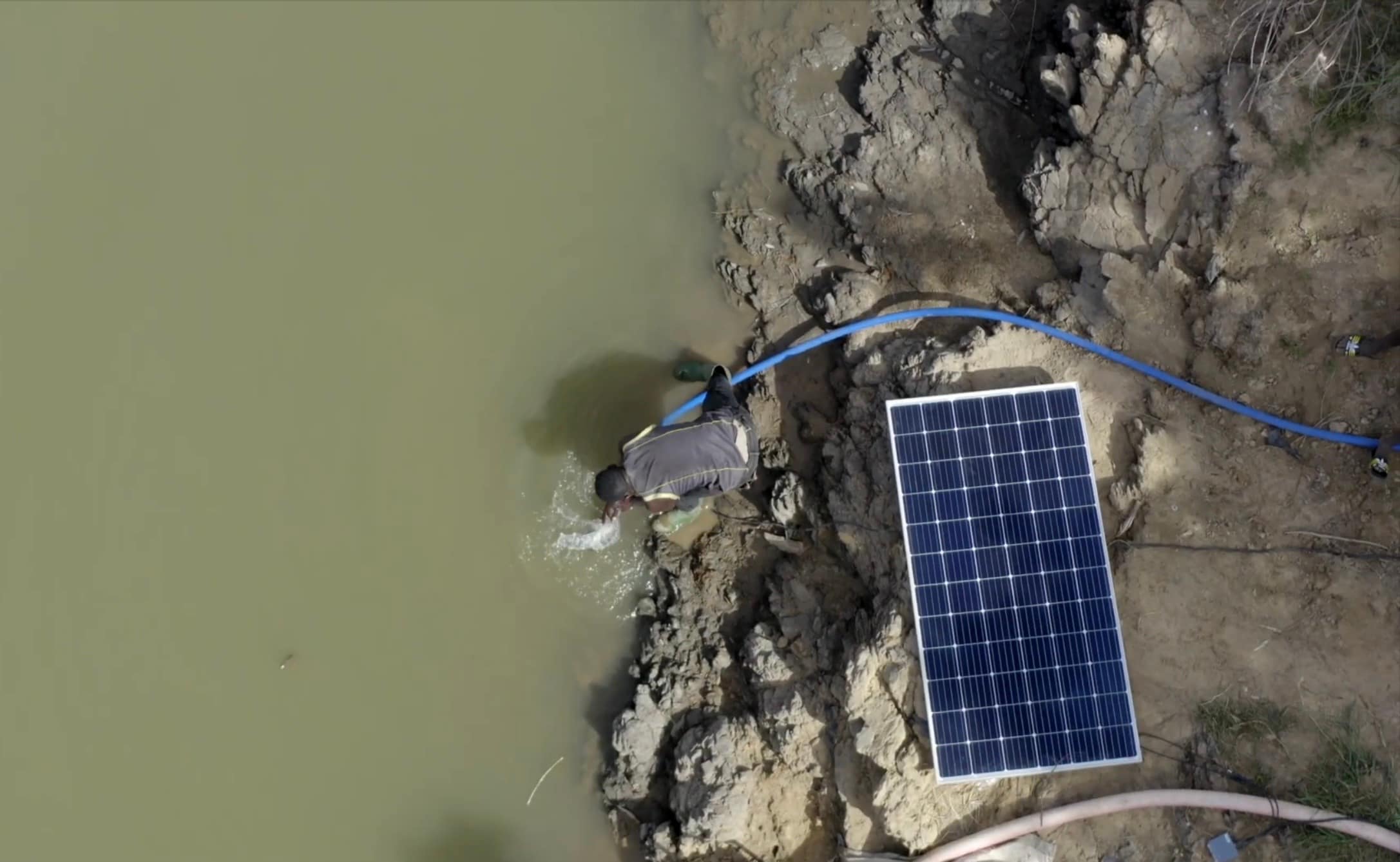 IRRILINE video screenshot: should I choose solar irrigation or fuel pumps?