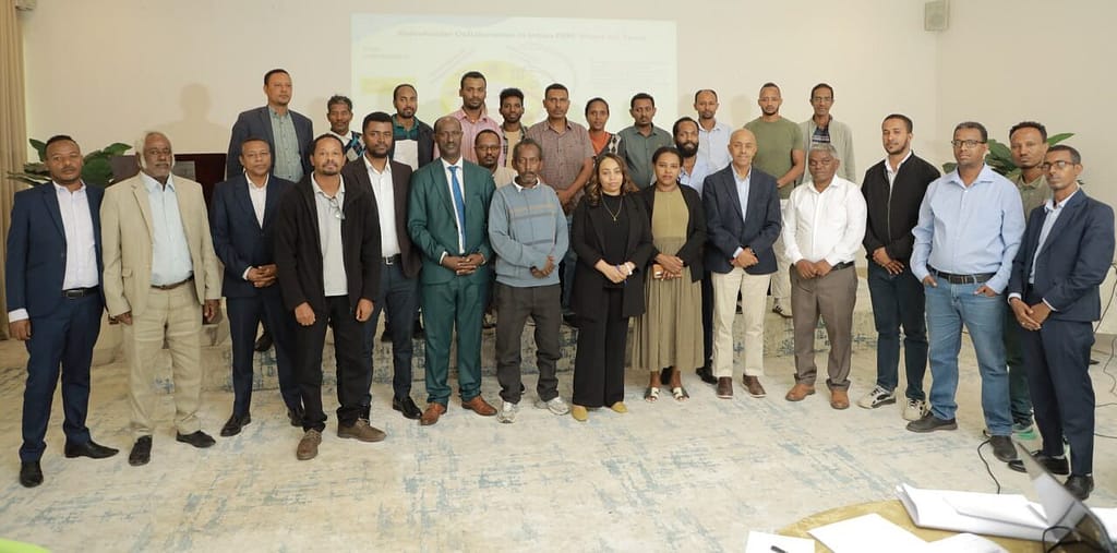 Stakeholders from the International Water Management Institute (IWMI), the Addis Ababa Water Governance Network and the Addis Ababa Fire and Disaster Risk Management Commission (AAFDRMC) at the dashboard co-design workshop in Ethiopia. Photo: IWMI