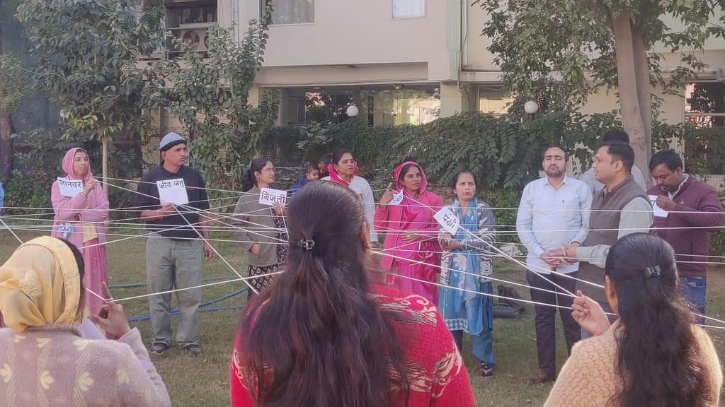 Participants engage in the ecological balance game and a group exercise fostering dialogue and collective reflection in Jaipur, India. Photo: Anurag Banerjee/IWMI