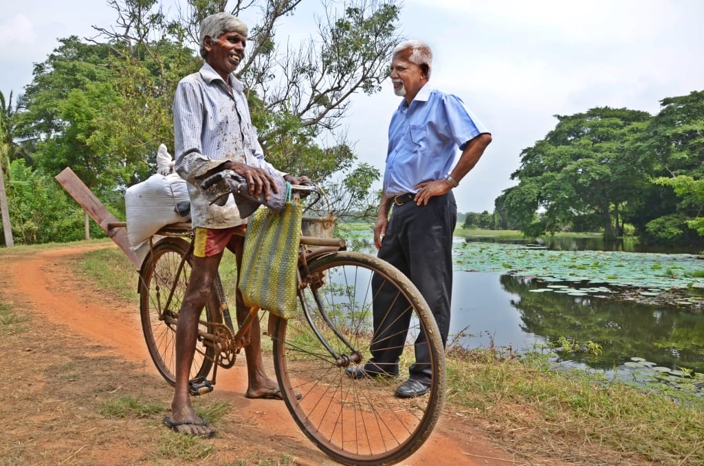 IWMI researcher (right) speaking with a farmer at Thirappane in Anuradhapura District, North Central Province. IWMI researcher (right) speaking with a farmer at Thirappane in Anuradhapura District, North Central Province.