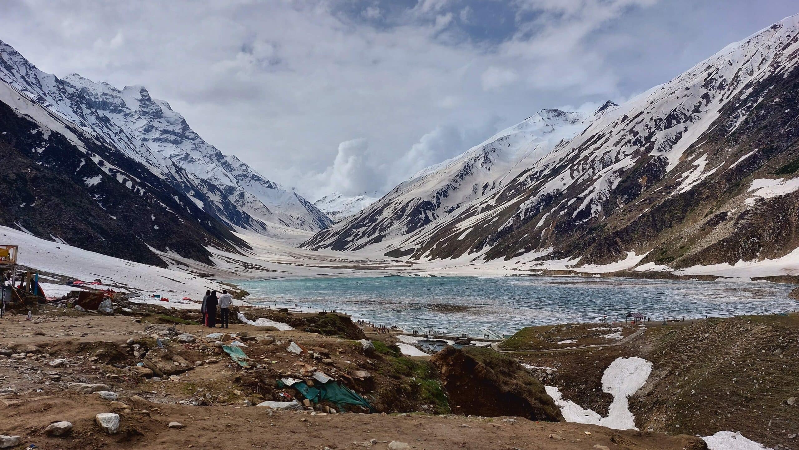 Lake Saiful Muluk and the Naran Valley, shaped by glacial melt and shifting weather patterns, are a reminder of climate change’s impact on Pakistan’s northern landscapes. Photo: Amjad Jamal/IWMI