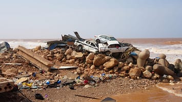 Cars washed out to sea after Derna dam collapses
