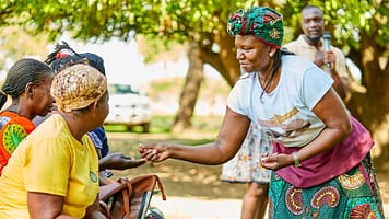 Community members interacting at an Accelerating Impacts of CGIAR Climate Research for Africa (AICCRA), training program in Zambia. Photo: Agricomm