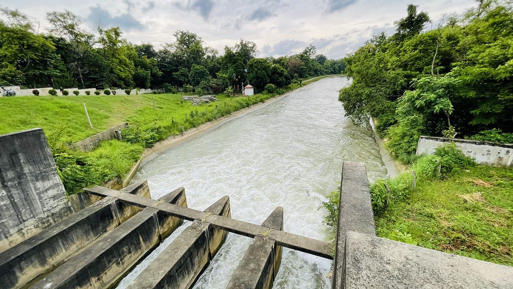 Eastern main canal of the Babai irrigation system. Photo: Santosh Nepal / IWMI
