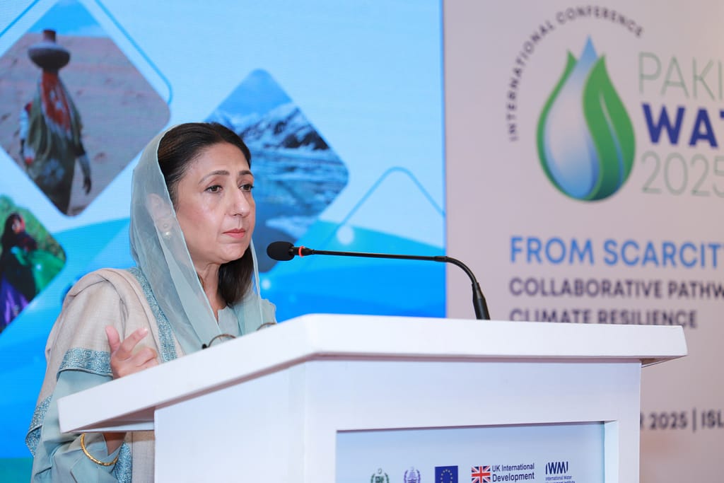 Chief Guest Shezra Mansab Ali Khan Kharal, Pakistan’s minister of state for climate change and environmental coordination, addresses participants at Pakistan Water Week 2026. Photo: IWMI