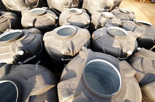 Urdu Point: Country Representative Of IWMI Suggests Rain-water Storage Tanks For New Housing Schemes