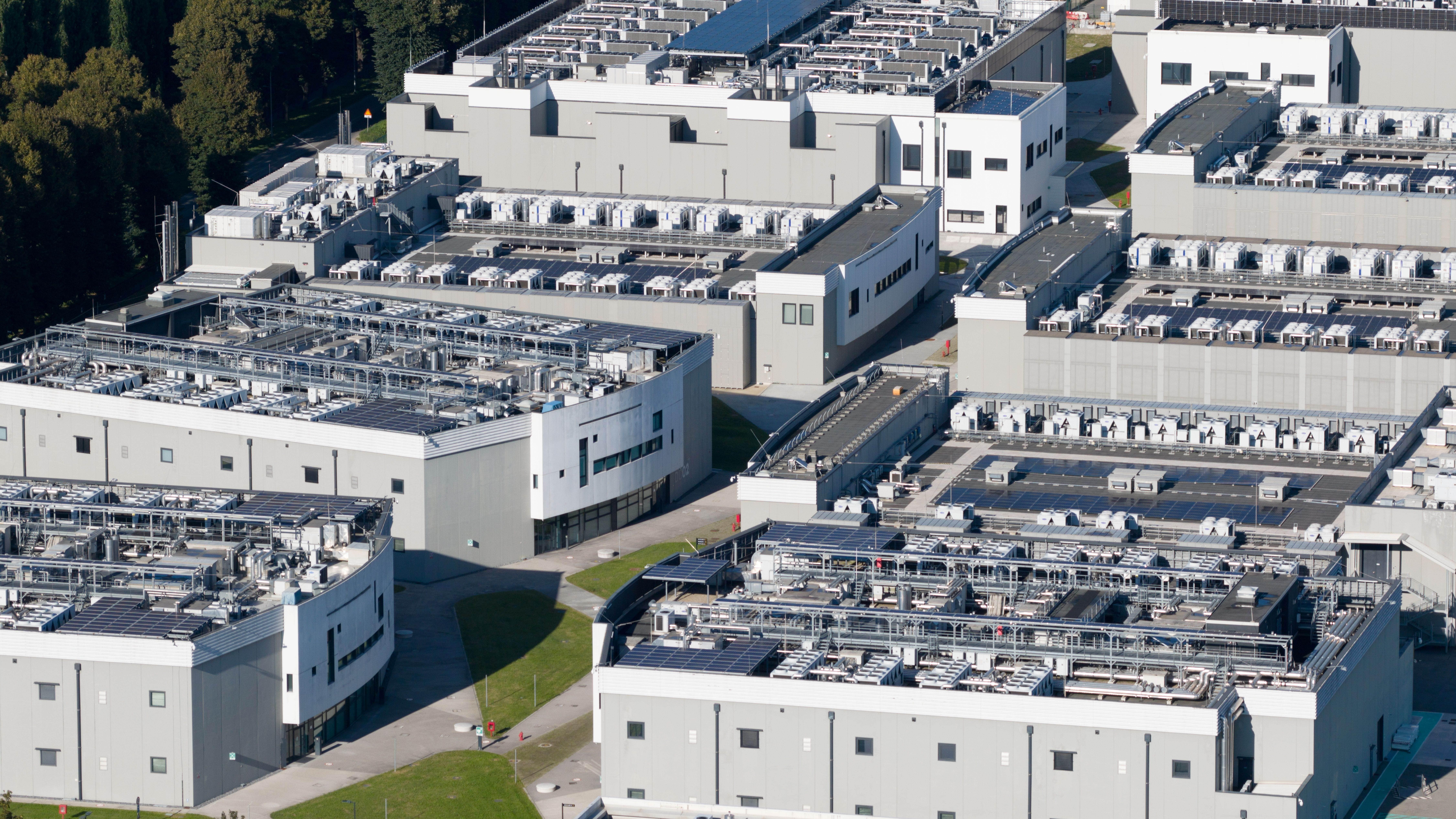 Close up details of data center, computing center, high consumption electricity. Cooling and emergency power. Photo: Make more Aerials/ Shutterstock