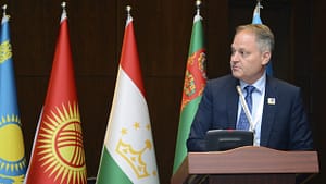 Mark Smith, Director General of IWMI, contributes to a panel discussion on science, trust and transboundary water cooperation. Photo: IWMI