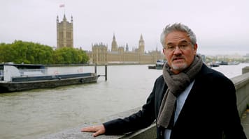 Alan Nicol, IWMI strategic program director of Water, Growth and Inclusion, standing by the London Thames as he presents the short film "One rainy day." Photo: IWMI
