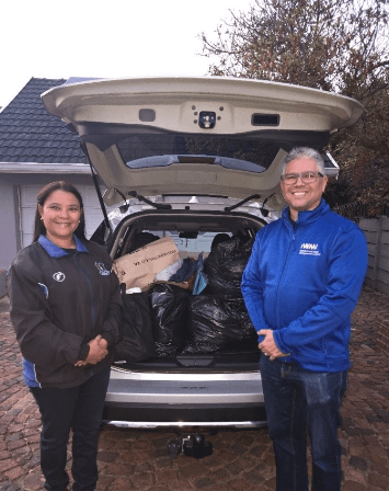 Tania Roman, Educator responsible for Community Outreach at Bryanston Primary School and Henry Roman, IWMI Regional Representative, Southern Africa. Photo: IWMI 
