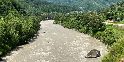 Several hydropower projects are currently being built with more planned along the Trishuli River in central Nepal. Photo: Surendra Phuyal / IWMI