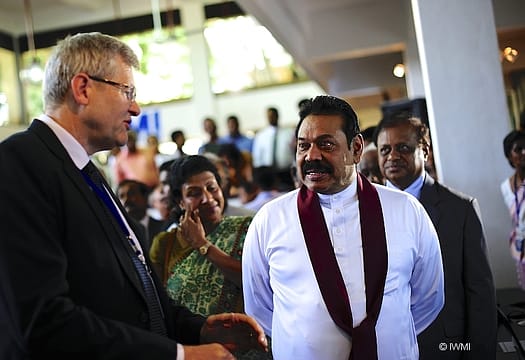 The President during IWMI's presentations on its work in Sri Lanka.