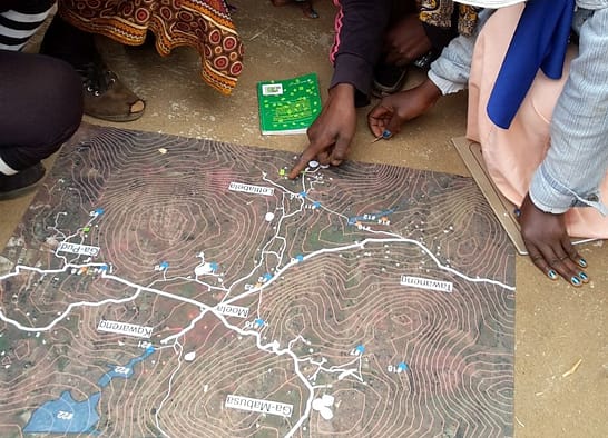 Participatory design for new street taps in Ga Moela (Photo: Barbara van Koppen / IWMI)