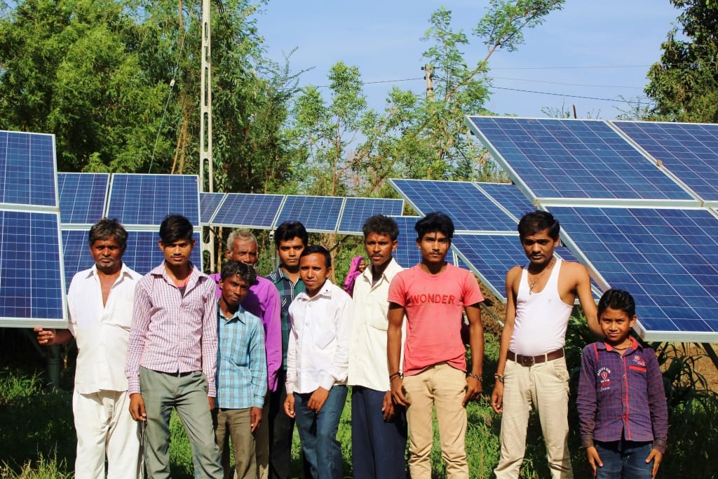 Members of DSUUSM along with friends and family at the site