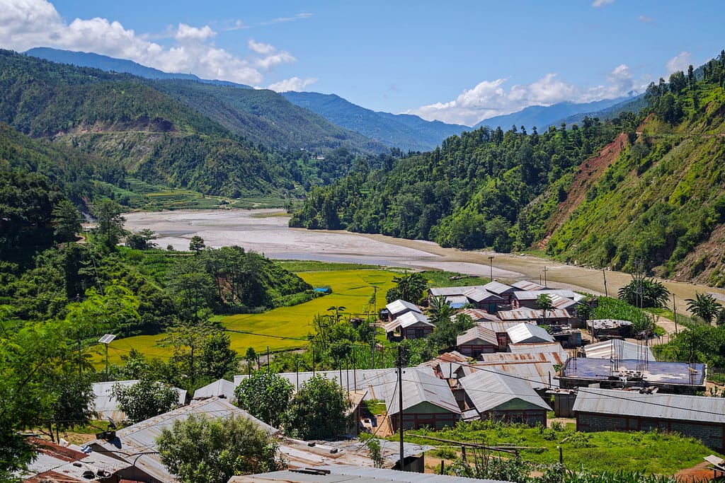 Bisdeutar village is situated about 100 meters above the Indrawati river in Sindhupalchowk district of Nepal. Photo: Aayush Niroula/IWMI