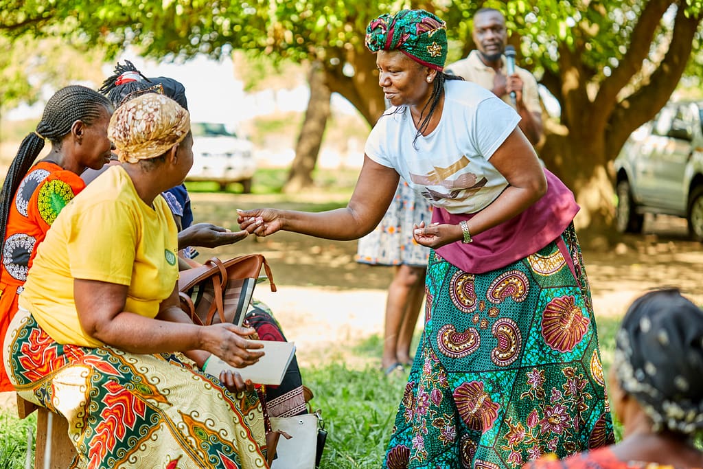 Community members interacting at an Accelerating Impacts of CGIAR Climate Research for Africa (AICCRA), training program in Zambia. Photo: Agricomm